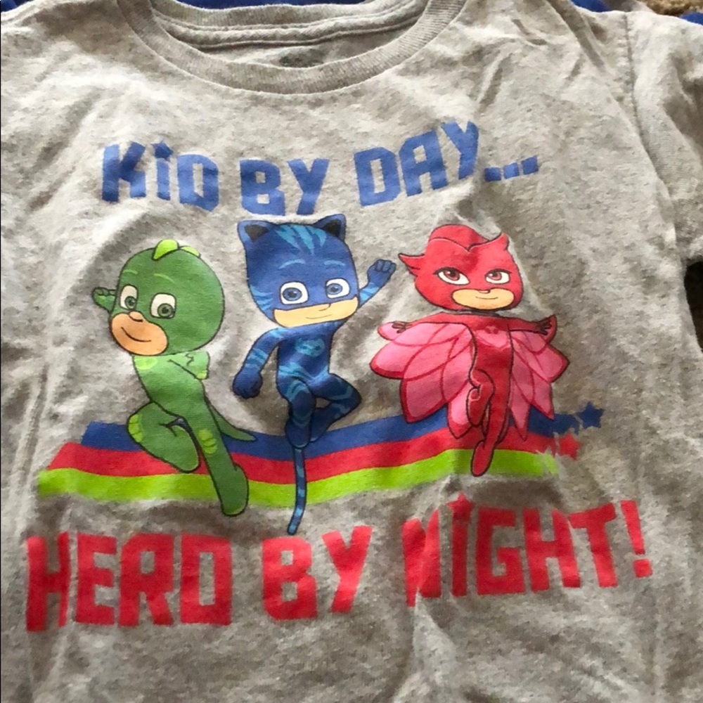 Lot of 4 PJ Masks shirts all 4t